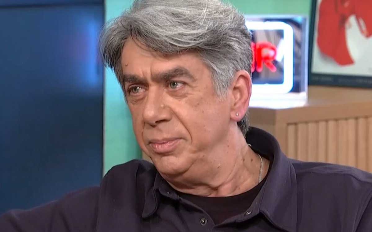 Ραντεβού με την Ευτυχία: Ο μυστηριώδης ρόλος του Πάνου Μιχαλόπουλου στη σειρά