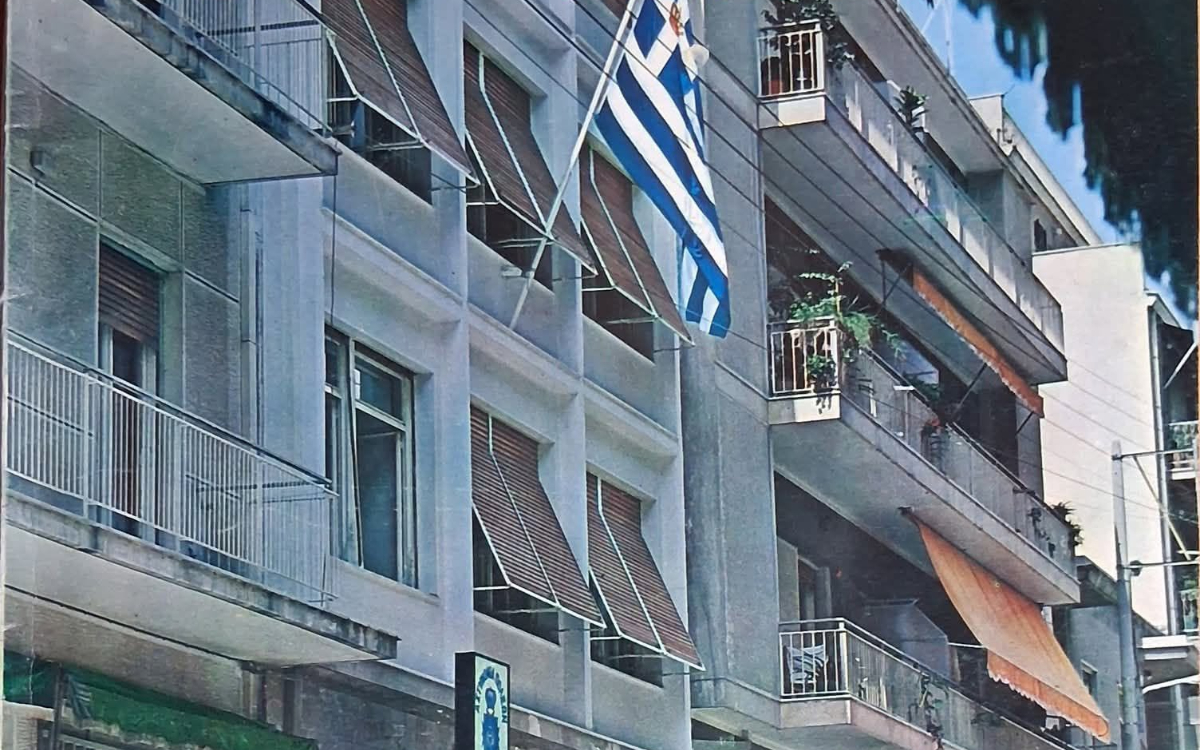 Το Poltergeist του Παγκρατίου: Το στοιχειωμένο σπίτι που ένα αόρατο χέρι πετούσε καυτές πέτρες κάθε βράδυ και έσπερνε τον τρόμο