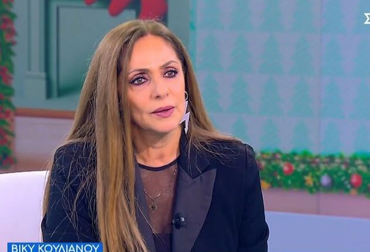 Η Βίκυ Κουλιανού φωτογραφίζεται με μαγιό και μας αποδεικνύει ότι η ηλικία είναι ένας απλός αριθμός