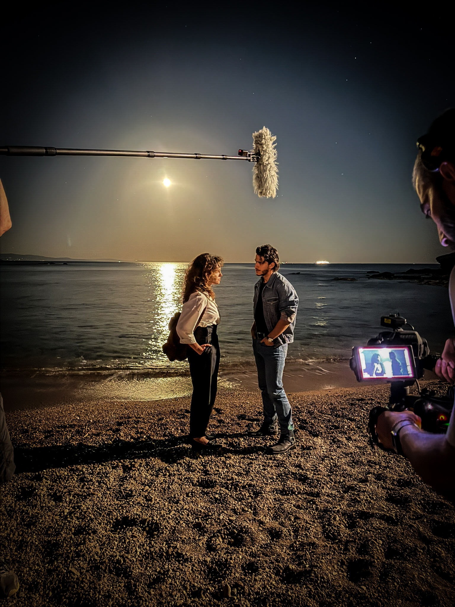 Ντέρτι: Οι νέες φωτογραφίες από τα backstage μας προετοιμάζουν για ένα μεγάλο έρωτα