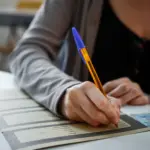 Πανελλήνιες 2027: Το πρόγραμμα των εξετάσεων για ΓΕΛ και ΕΠΑΛ από το Υπουργείο Παιδείας