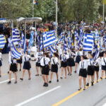28η Οκτωβρίου 2026: Τι ορίζει το πρωτόκολλο φέτος για την ενδυμασία και τις απουσίες των μαθητών