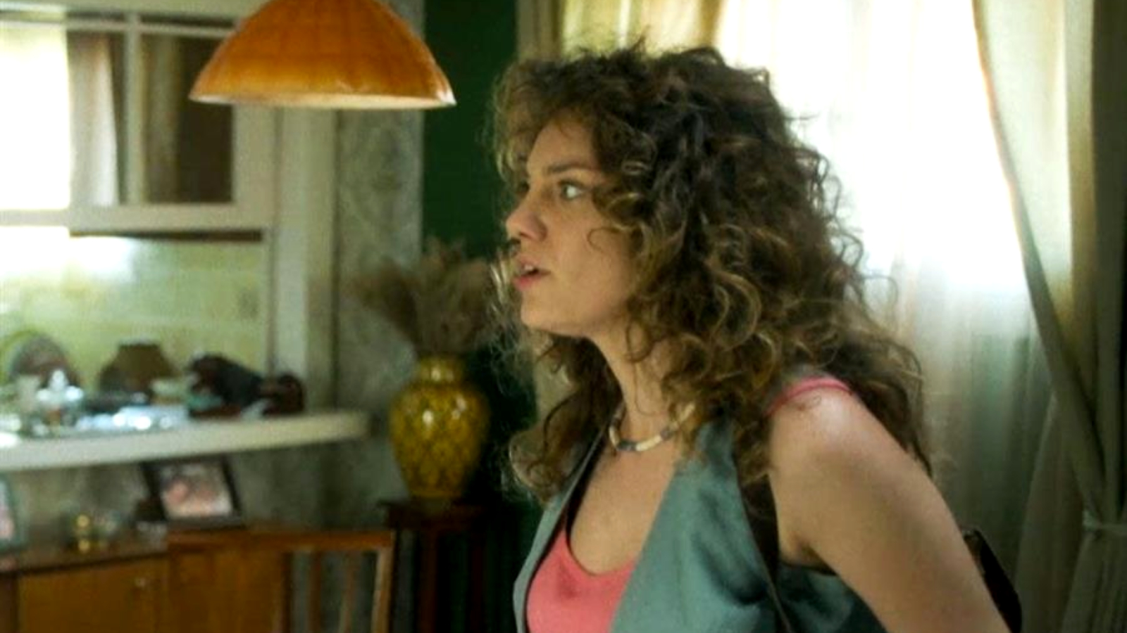 Ντέρτι : Ο Αλέκος υποψιάζεται την Στέλλα πως τον έδωσε στην αστυνομία